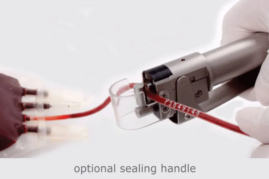 جهاز غلق أنابيب أكياس الدم بإحكام