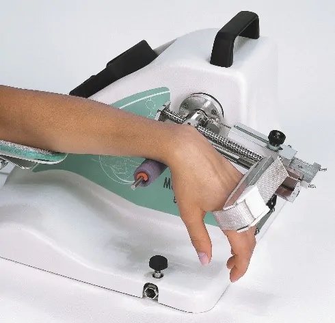 جهاز خاص بتحريك مفصل المعصم